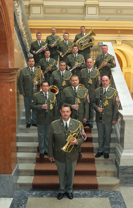 MALÝ DECHOVÝ ORCHESTR  - umělecký vedoucí mjr. Josef Kučera